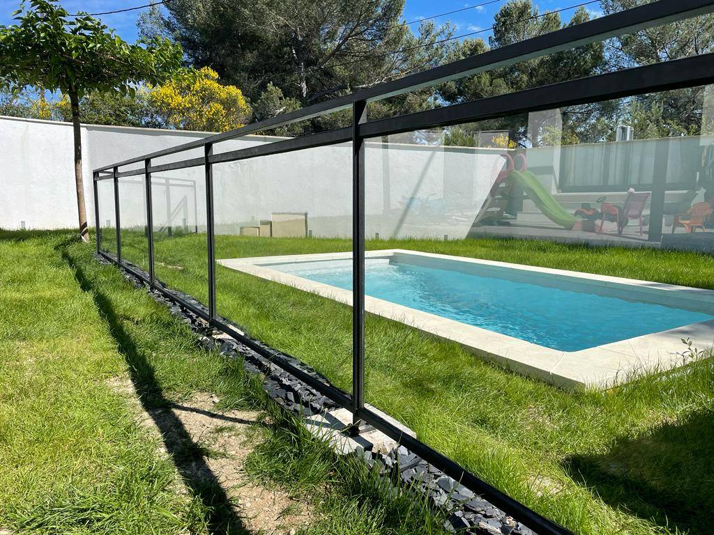 sécurisation piscine garde corps vitré eguilles