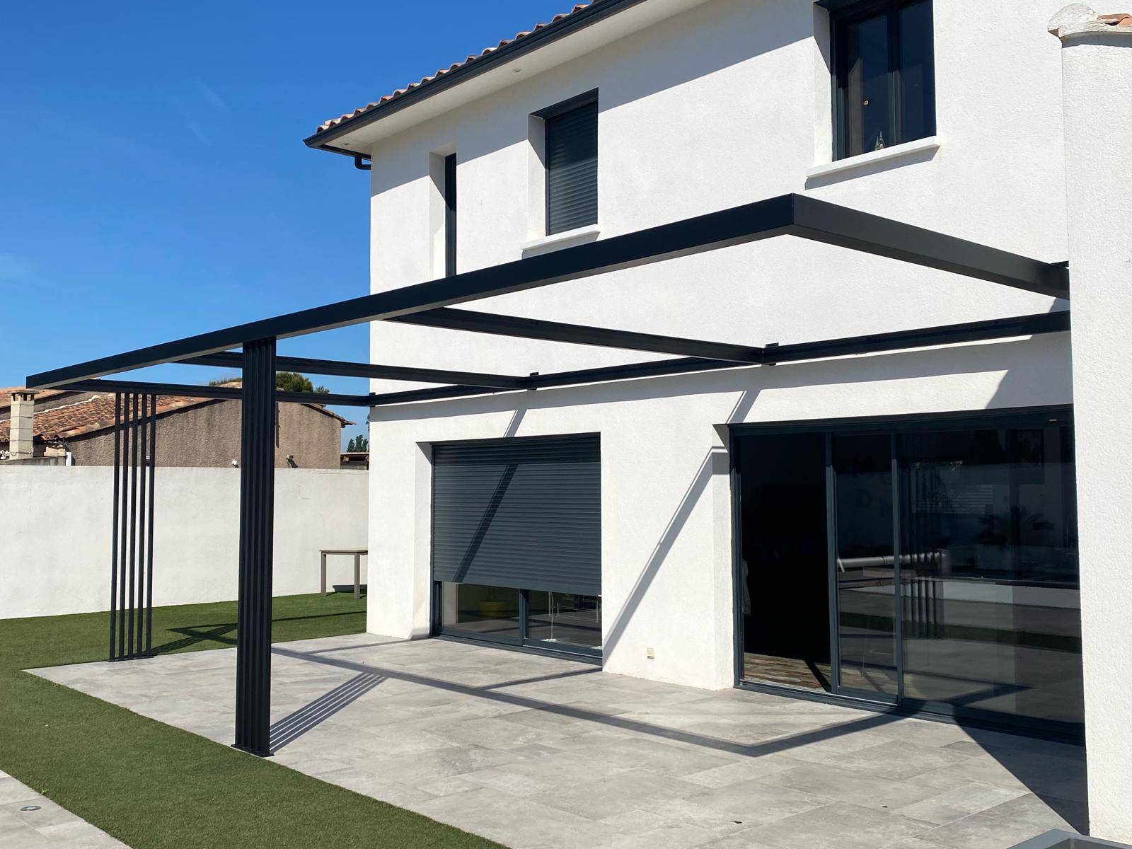 pergola en acier sur mesure pour toile tendue Ventabren