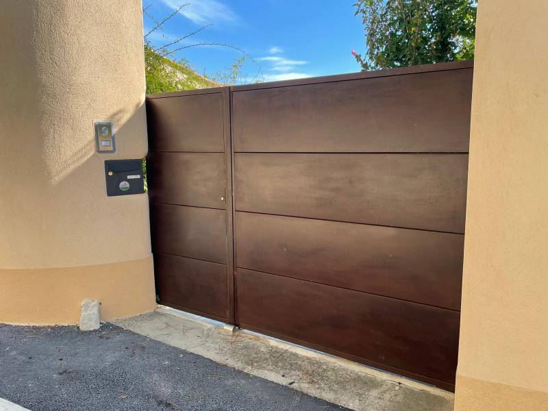 portail sur mesure coulissant effet rouille rognac